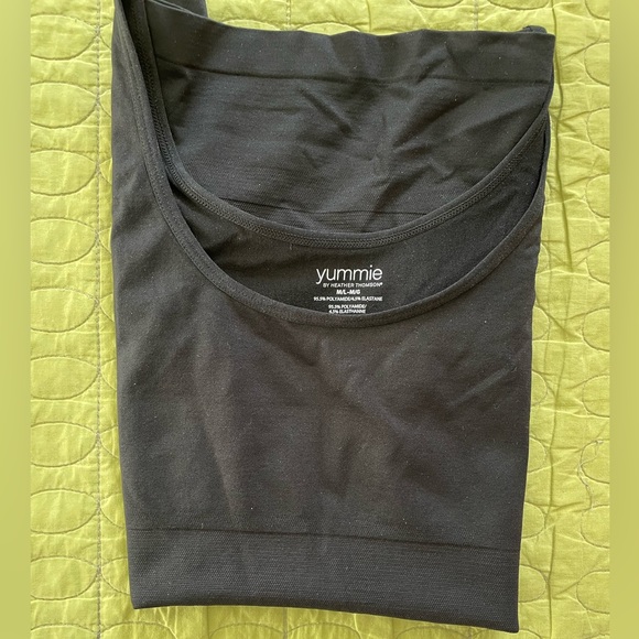 NWOT Yummie by Heather Thomson Black Body Shaper Scoop Neck Shape Wear SZ: ML/MG - Picture 2 of 6